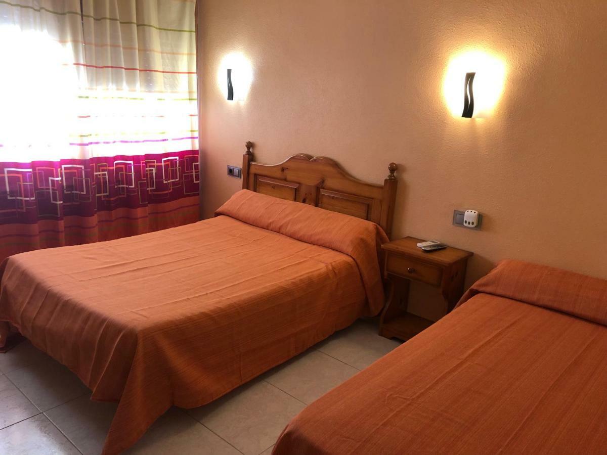 Hostal La Parrilla Monegros II Bujaraloz 外观 照片
